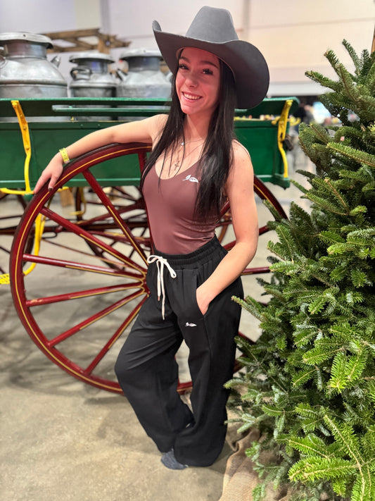 Classic Paddock Flair